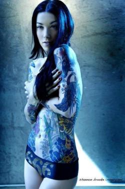 tattooedwomenarebeautiful:  Model: Verena Kosheen  