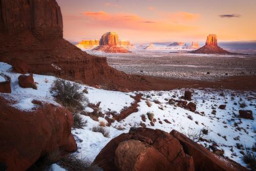 oneshotolive:  Winter in a Monumental Valley, Navajo Nations