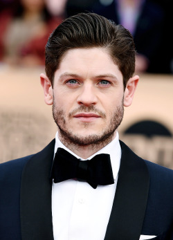 delevingned:  Iwan Rheon attends the 22nd Annual Screen Actors