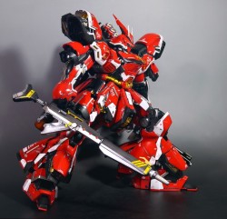 gunjap:  Dalho’s Counter Attack MG 1/100 Sazabi Ver.Ka: Full