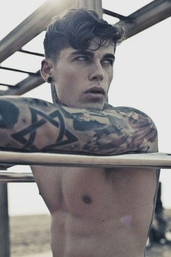 Stephen James… such a beautiful boy, love the ink!