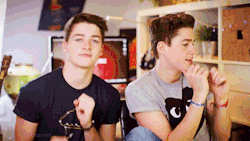 agayoflife:  More pretty boys at A Gay Of Life