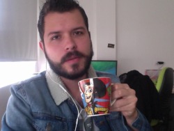 thatseroticman:  Do you want colombian coffee? (I love my mug)