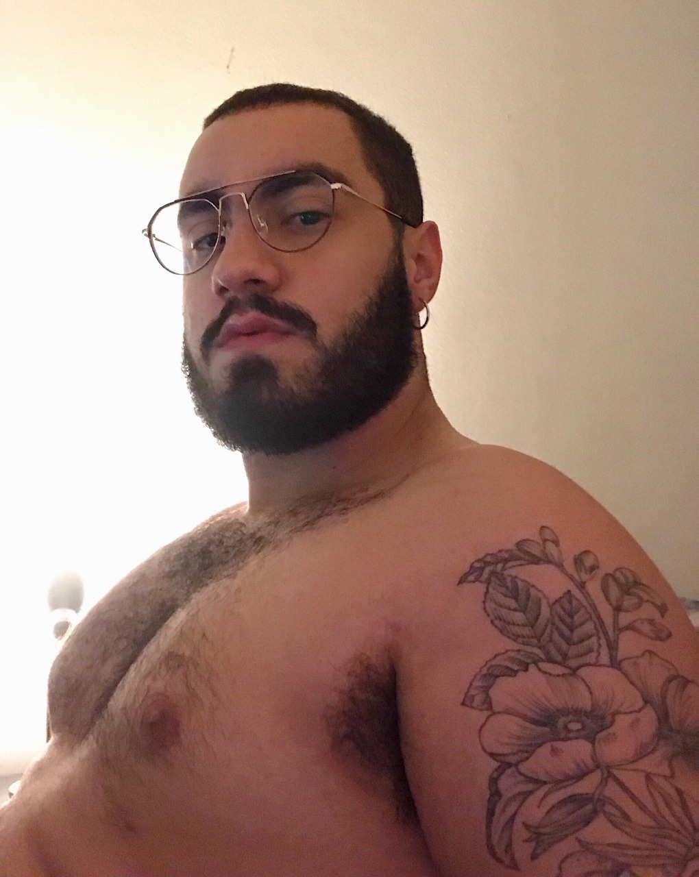 beardedhairyguybr:  now I just have to wear glasses everydayinstagram