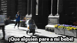 conlamiradasedijieronadios:  gdesxhwceggxghgd que sutil. 