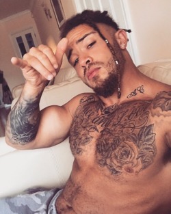 hotcelebs2000:  ASHLEY CAIN