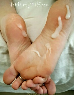 hotdirtymilfsara:  I guess I do have some foot and cummy foot