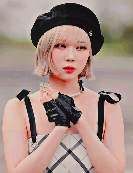 keuries:  220722 winter at music bank mini fan meeting