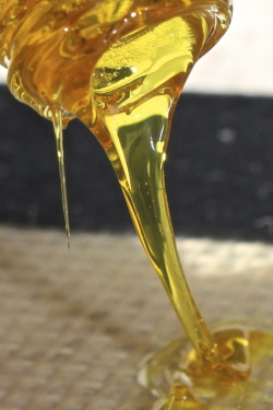 thctara:  This oil is so beautiful. I wish I had an unlimited