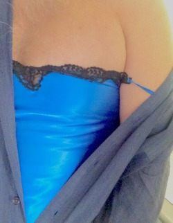 69pantymeat01:  sohard69blu:  This silly cami strap has been