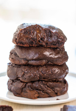 do-not-touch-my-food:  Chocolate Brownie Batter Cookies