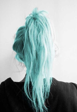 endless-burning-blue-oceans:  summer checklist on We Heart Ithttp://weheartit.com/entry/121238930/via/tiarna___