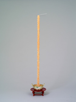 martinekenblog:  Hyper-Realistic Resin Sculptures of Dangling