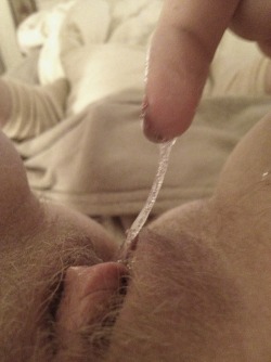 cunnilingasm:  naturalblondepubes:  Closeup of blonde pussy with