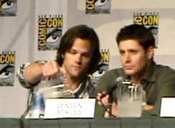 mostly-jensen:  I love Jensen’s face as he realizes he’s
