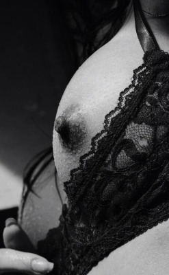 lessthan1000notes:  <1000 notes: this month’s theme: wet