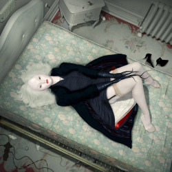 asylum-art-2:  Ray Caesar 