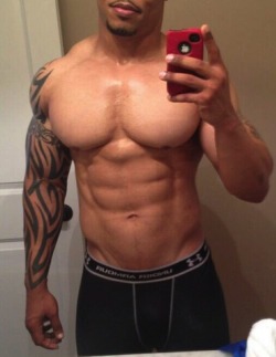 thickness-admirer:  getitmoist:  Marcus from Masquerade Men &