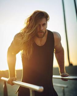 lumbrjax:  Instagram user @brockohurn http://ift.tt/1WJ4JlE 