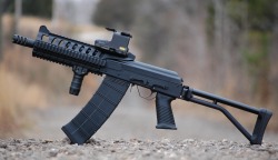 gunrunnerhell:  Saiga 12 When the first batches of Saiga 12 shotguns