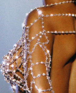 Beyoncé’s side boob