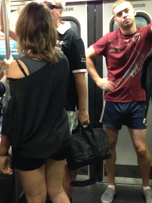 tumblr photo guysinshortshorts 0