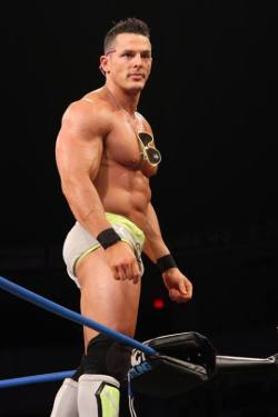 thetoprope:  “Mr PEC-Tacular” half of Bro-Mans, Jessie