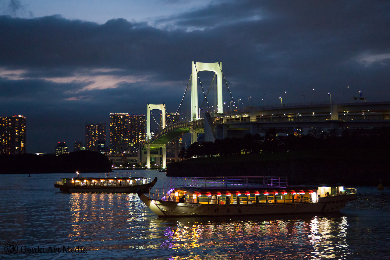 <p>On a Yakatabune (Japanese party boat) in Tokyo Bay with a great view of the Rainbow Bridge. This is the sort of view we will see a lot of at the 2020 Olympics. Odaiba is directly behind.<br/></p>
