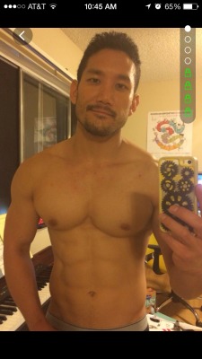 asianmalemuscle:  simply808:  kyjellllyyy:  Hot asian guy.  Yum-myyyy