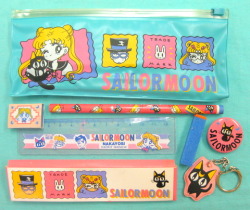 ugly-ducking:  Sailor Moon Nayakosi stationary set sold for 5,000