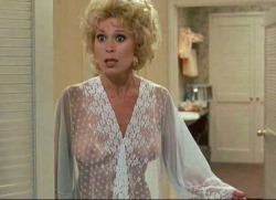 chillimansnudeandhotstars:  Leslie Easterbrook