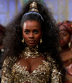 assyrianjalebi:  Vanessa Bell in Coming to America (1988) dir.