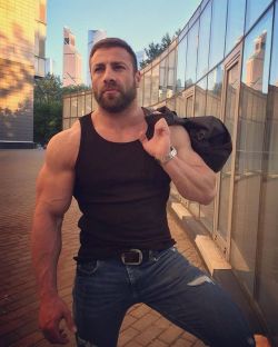 myfavoritemusclemen:Batyr Suleymanov