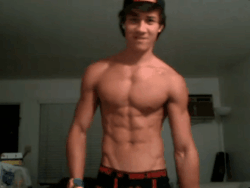 just-a-twink-again:  Fuck! This guy is so hot… 