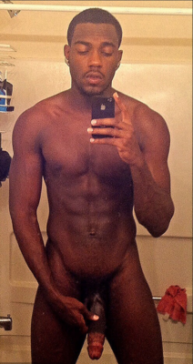 manuponman:  Damn! pullback718:  #SELFIE 