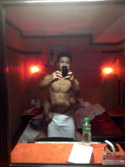 xxxtokisaru:  Filipino Masseur - Jhoross :)