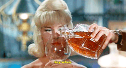 dreamy-babydoll:  jacquesdemys:     Joanne Woodward has a drink