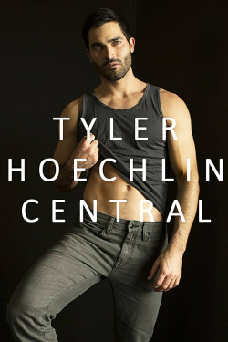 zacefronsbf:  Tyler Hoechlin for a never-seen before photoshoot