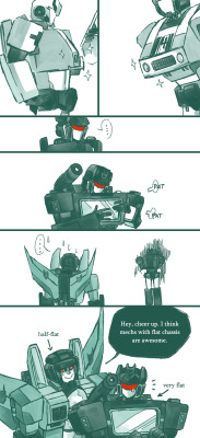 eyepod-blob:  Not sorryThundercracker x SoundwaveI am only capable