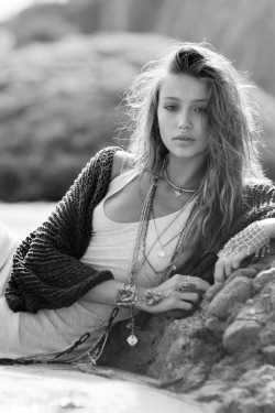  Cailin Russo in “Lost Girls” for Free People, July 2014