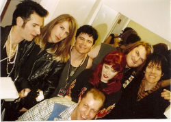 babaum88:  Backstage com Reverend Horton Heat e The Cramps. Só