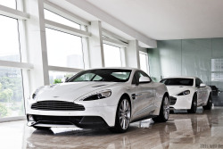 automotivated:  Vanquish & Rapide S (by This will do)