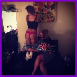 nude-celebz:  Kelly Osbourne showing her ass in a thong on Instagram