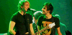 frequentlytimelow:   Jack trying to help Alex remember the lyrics