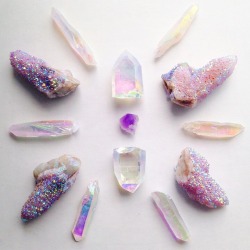 uyesurana: angelic aura quartzes