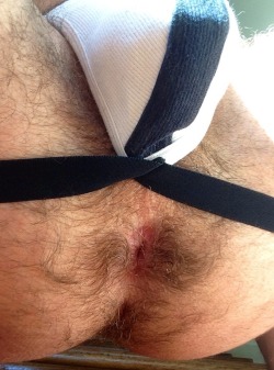 sunbound:  Oh such a nice hairy hole… 