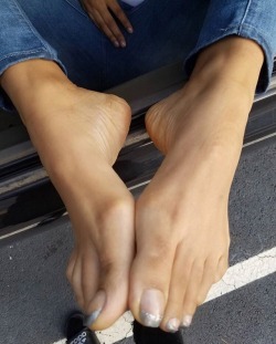 creepyfootlover:  @twelvegoldenarches