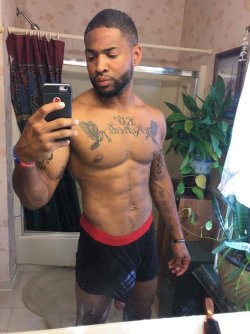 dominicanblackboy:  Delicious!