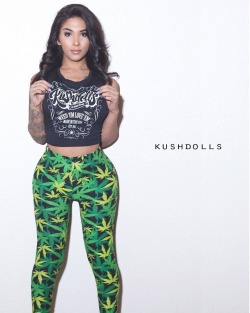 bilarichfield:  Kush Dolls