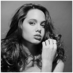 retroadv:  Angelina Jolie - Photographed by Harry Langdon Photographic